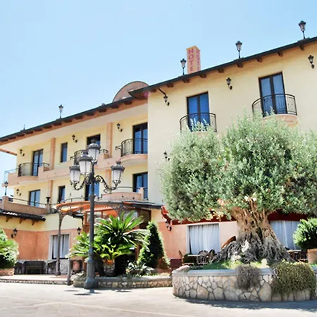 La Fayette 3* 바르카투로