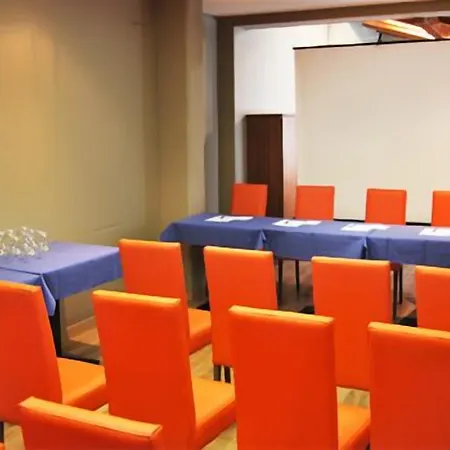 La Fayette 3* 바르카투로